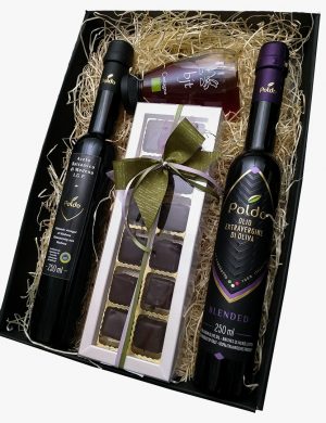 Bottles of Poldo olive oil in a gift box
